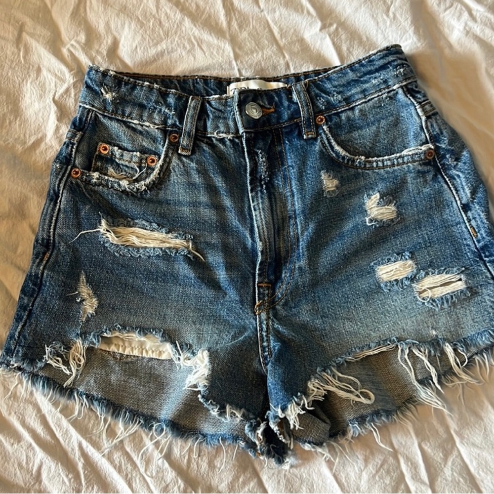 Zara distressed jean shorts